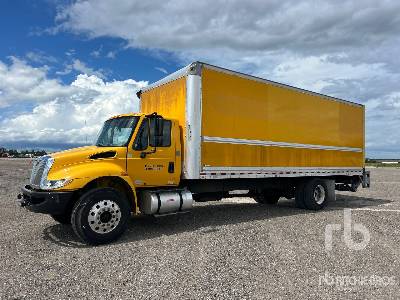 2017 INTERNATIONAL  4300  4x2  Van Truck