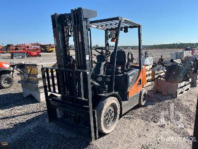 2014 DOOSAN  G30P-5  5450 lb Pneumatic Tire  Forklift