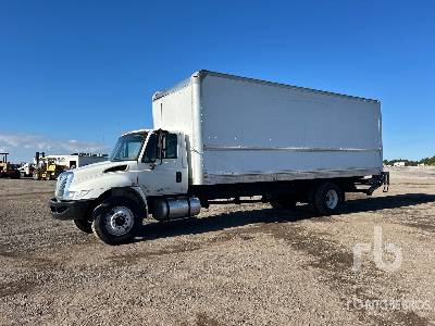2019 INTERNATIONAL  4300  4x2  Van Truck