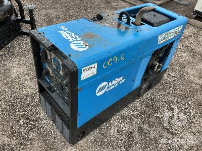 2003 MILLER  BOBCAT 250  250 A  Welder