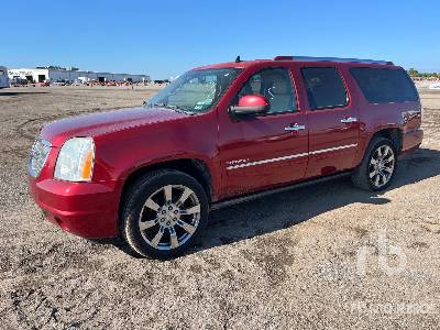 2013 GMC  YUKON  Denali  Sport Utility Vehicle
