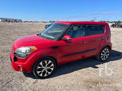 2013 KIA SOUL 2WD Sport Utility Vehicle 2013 KIA SOUL 2WD Sport Utility Vehicle