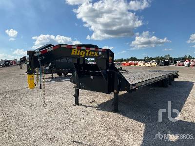 2025 BIG TEX  22GN-33D5A-MRBK  29 ft T/A Gooseneck  Equipment Trailer