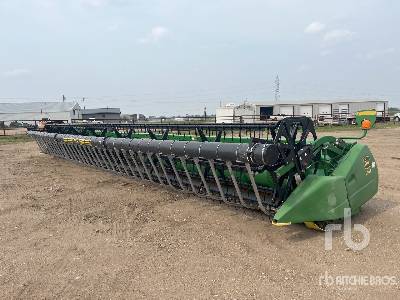 Photo of a 2009 John Deere 635F