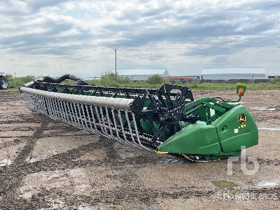 Photo of a 2011 John Deere 635F