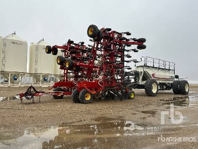 2013 BOURGAULT  3320PHD XTC  76 ft  Air Drill