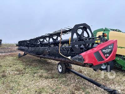 2019 MACDON FD140 40 ft Flex Draper Header 2019 MACDON FD140 40 ft Flex Draper Header