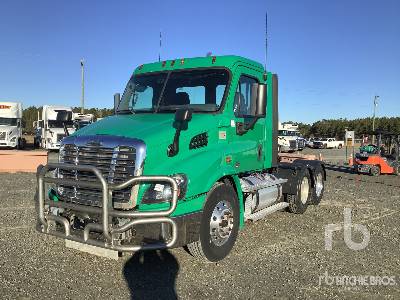 Photo of a 2018 Freightliner CASCADIA 113