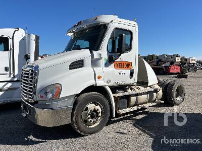 Photo of a 2016 Freightliner CASCADIA 113