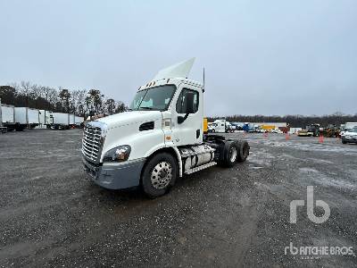 Photo of a 2016 Freightliner CASCADIA 113