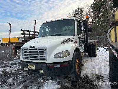 Photo of a 2007 Freightliner M2 106