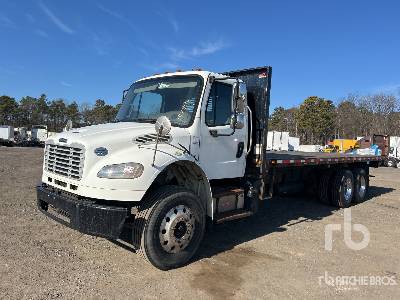 Photo of a 2016 Freightliner M2 106