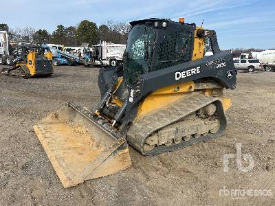 Photo of a 2020 John Deere 333G