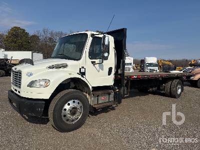 Photo of a 2016 Freightliner M2 106
