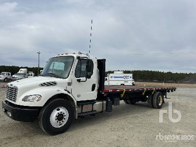 Photo of a 2019 Freightliner M2 106