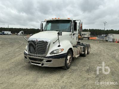 Photo of a 2015 International PROSTAR+122