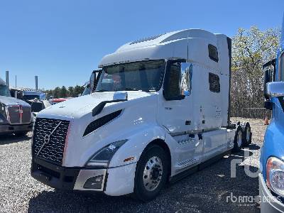 Photo of a 2020 Volvo VNL860