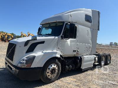 Photo of a 2016 Volvo VNL670