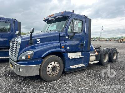 Photo of a 2015 Freightliner CASCADIA 125
