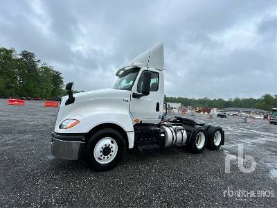 Photo of a 2018 International LT625