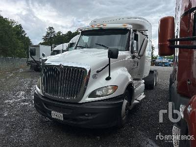 Photo of a 2009 International PROSTAR PREMIUM