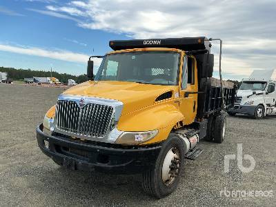 Photo of a 2011 International 4300