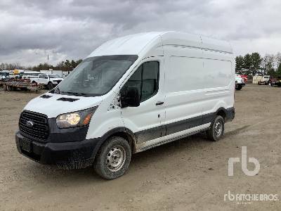 Photo of a 2019 Ford TRANSIT 250