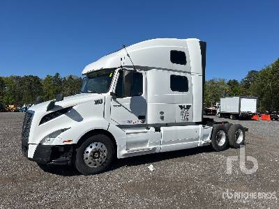 Photo of a 2019 Volvo VNL860