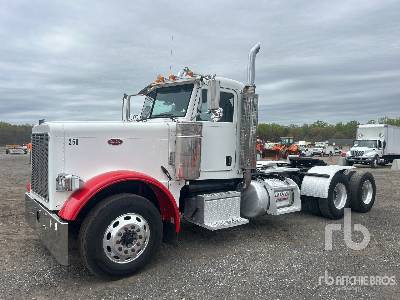 Photo of a 2007 Peterbilt 379