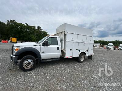 Photo of a 2015 Ford F-550