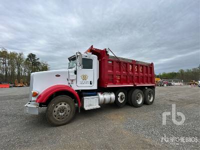 Photo of a 2012 Peterbilt 365