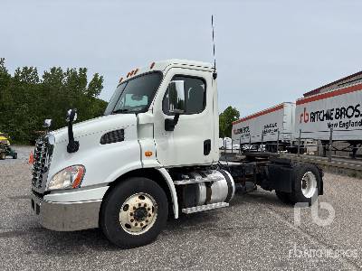 Photo of a 2018 Freightliner CASCADIA 113