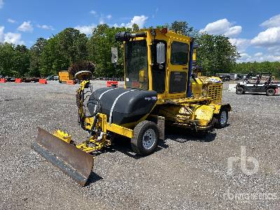 Photo of a 2019 Superior Broom DT74J