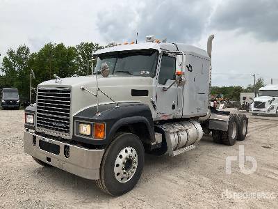 Photo of a 2012 Mack CHU613