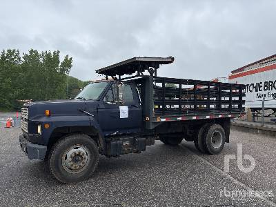 Photo of a 1990 Ford F-700