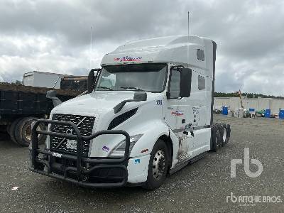 Photo of a 2022 Volvo VNL760