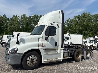 Photo of a 2019 Freightliner CASCADIA 125