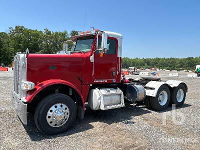 Photo of a 2008 Peterbilt 388