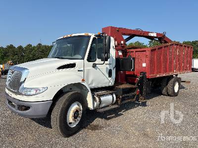 Photo of a 2011 International 4400