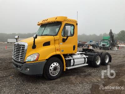 Photo of a 2019 Freightliner CASCADIA 113