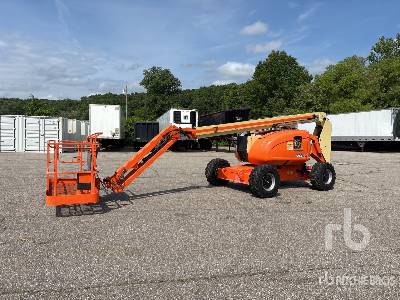 Photo of a 2004 JLG 600AJ