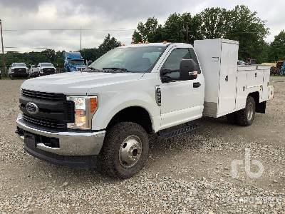Photo of a 2019 Ford F-350 XL