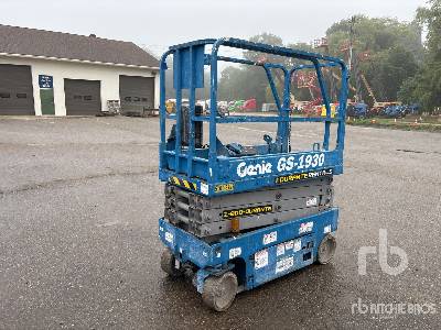 Photo of a 2016 Genie GS1930