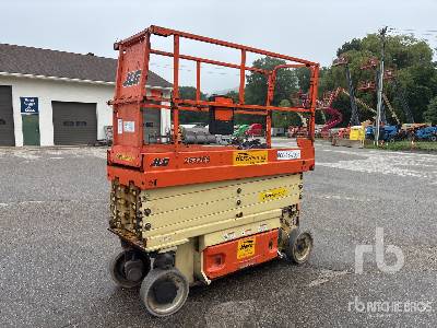 Photo of a 2017 JLG 2632ES