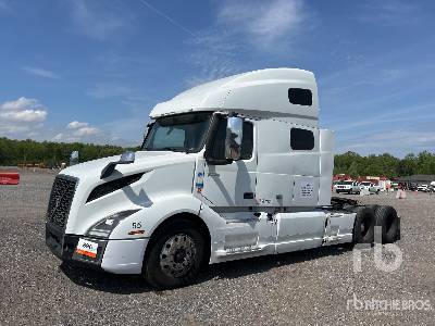 Photo of a 2020 Volvo VNL760
