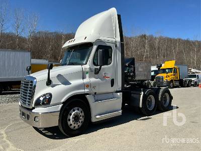 Photo of a 2018 Freightliner CASCADIA 125