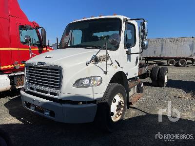 Photo of a 2011 Freightliner M2 106