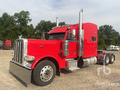 Photo of a 2022 Peterbilt 389