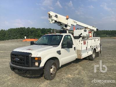 Photo of a 2008 Ford F-350