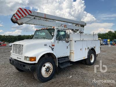 Photo of a 2001 International 4700